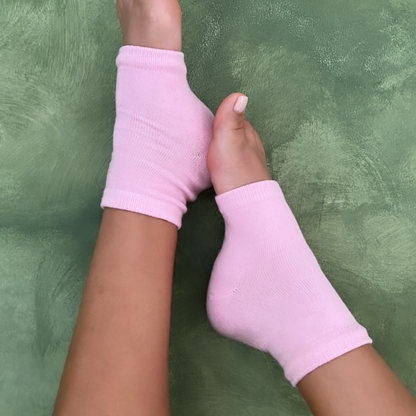 Hydrating Gel Infused Moisturizing Spa Socks [Reusable] - Dreambox Beauty